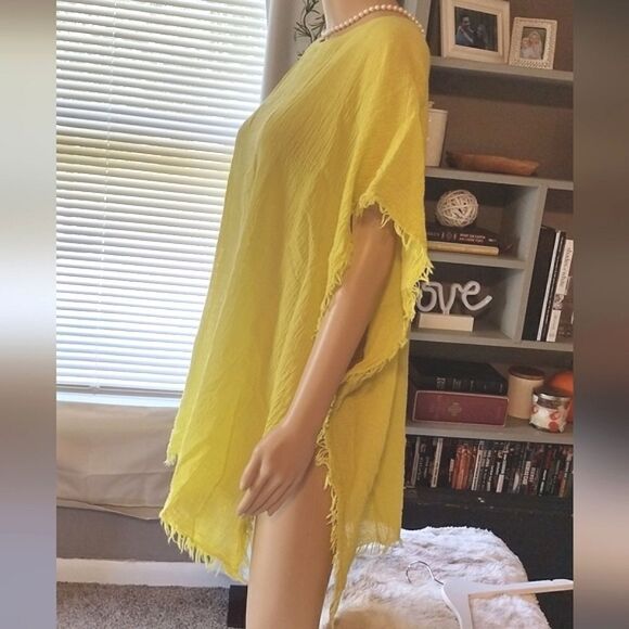 Eileen Fisher Women's OS Solid Yellow Sleeve Fringe Shawl Made in Italy - Picture 3 of 10